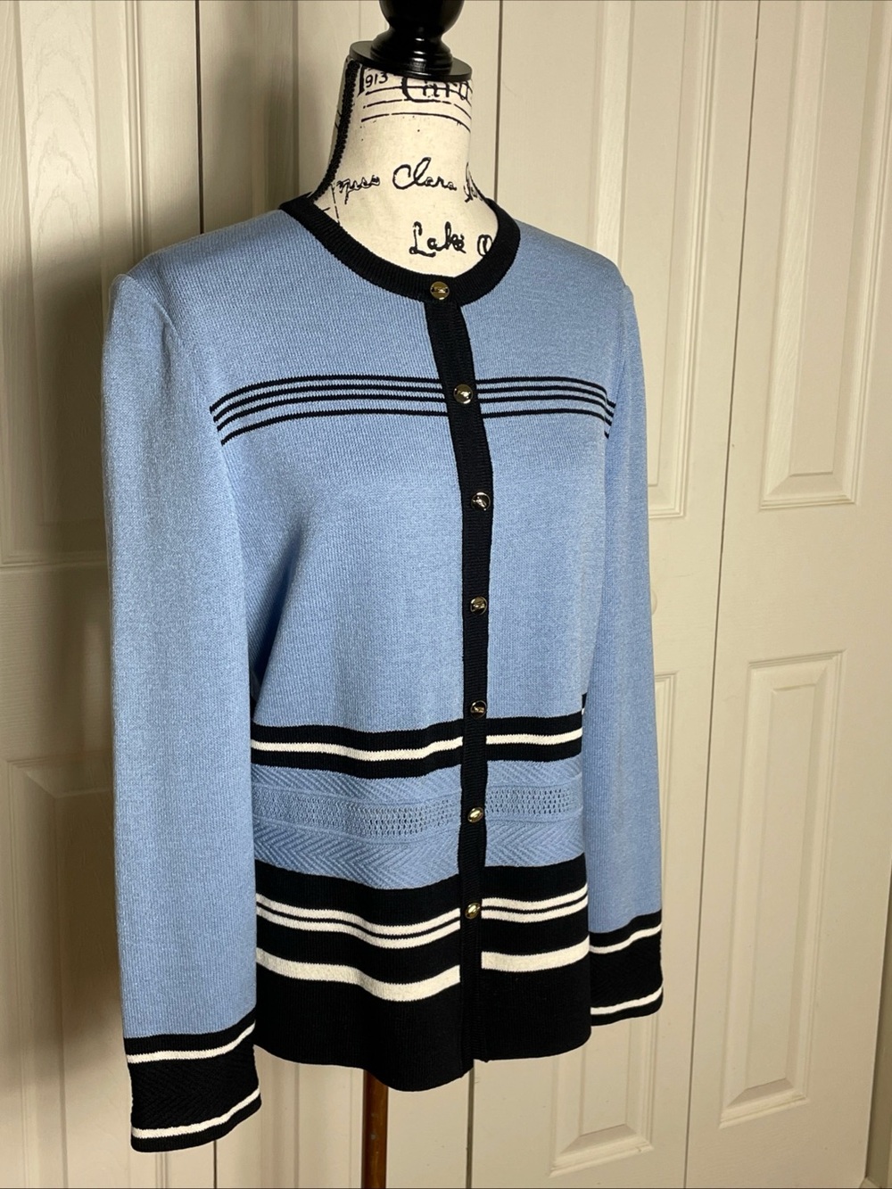 St. John Collection by Marie Gray Blue & Black Knit Cardigan Gold Buttons Size 8